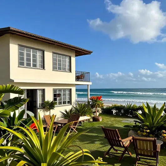 Marina dos Anjos Hostel: Um Refúgio à Beira-Mar